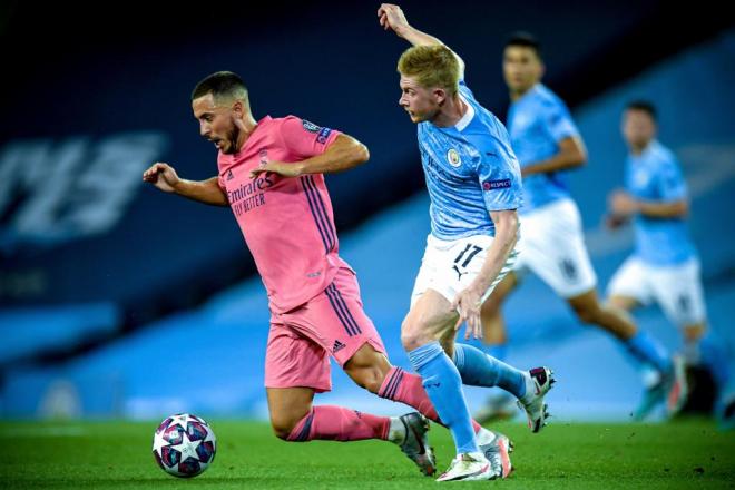 Eden Hazard and Kevin de Bruyne during Champions League match