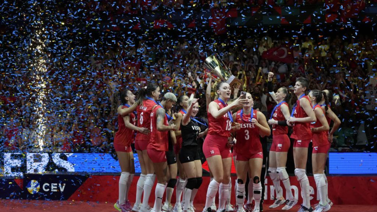 Turquía gana el EuroVolley femenino ante el disgusto de los islamistas |  Marca