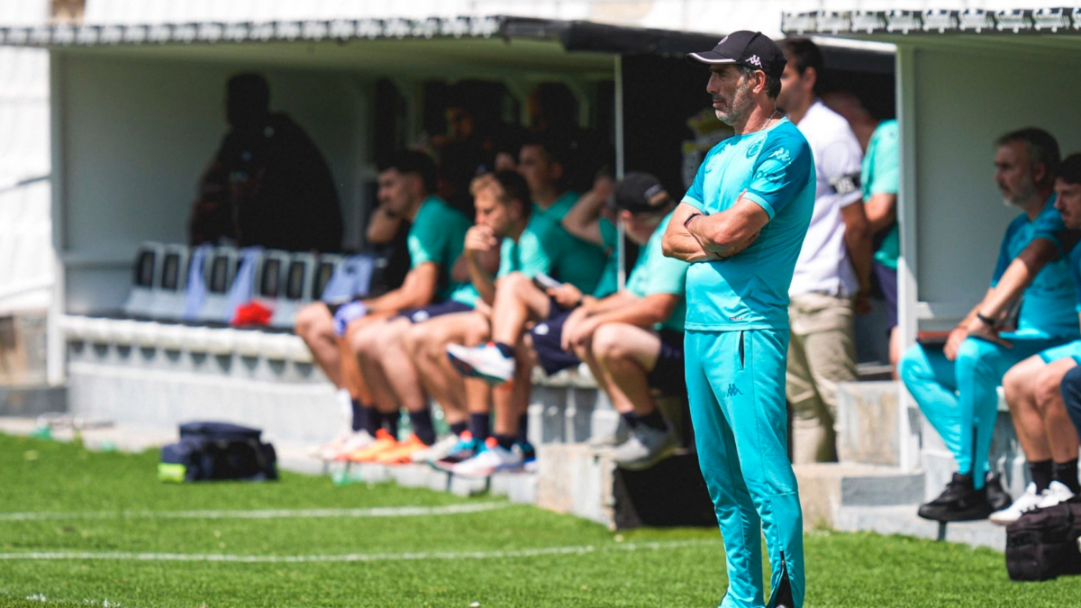 Almada:  Vamos a matarnos dentro de la cancha por la afición 
