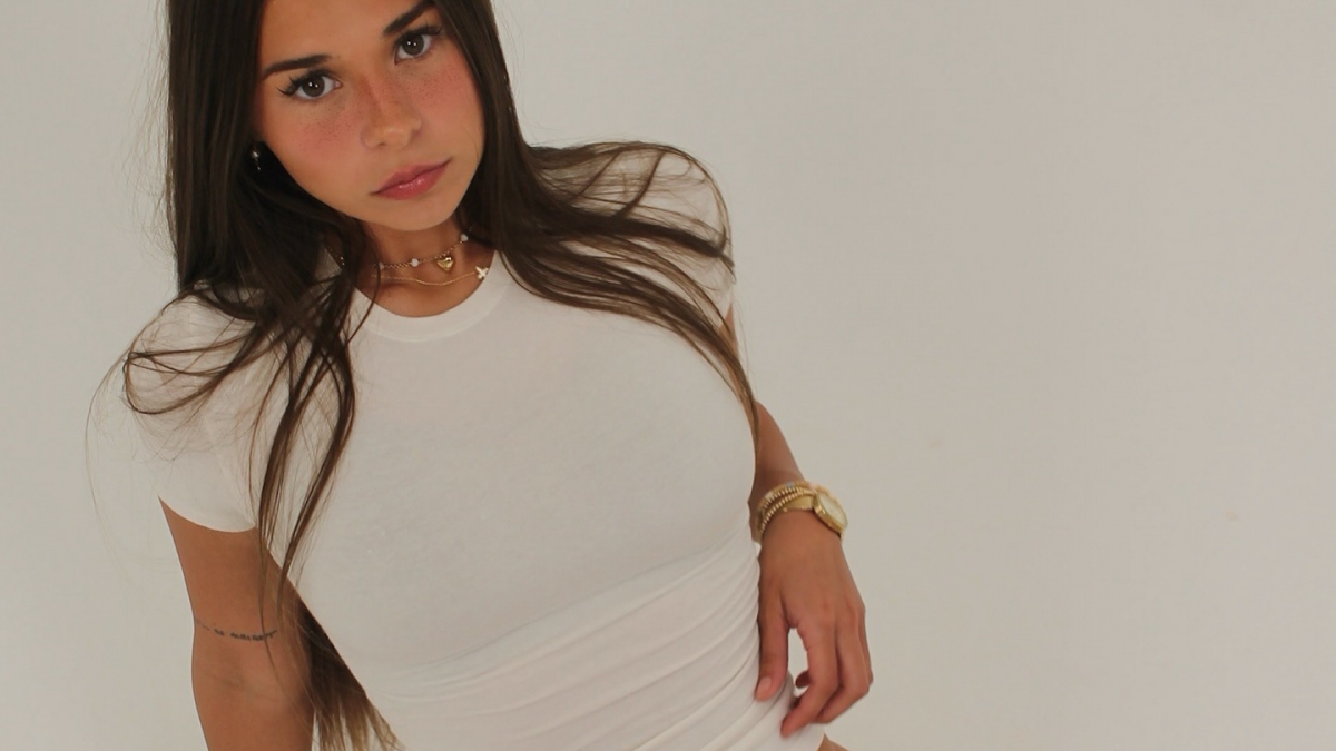 Sophie Rain demuestra que gana 83 millones en OnlyFans en un año: "Voy a por los 100"