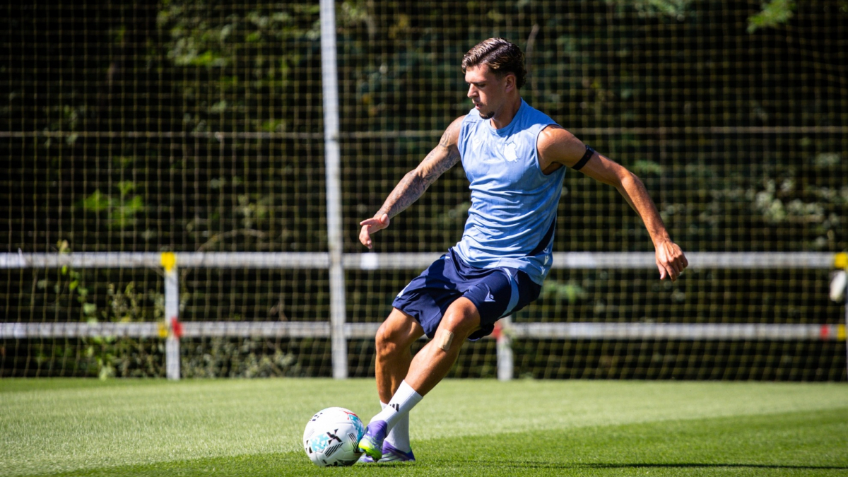 El Real Oviedo ultima la cesión de Javi López