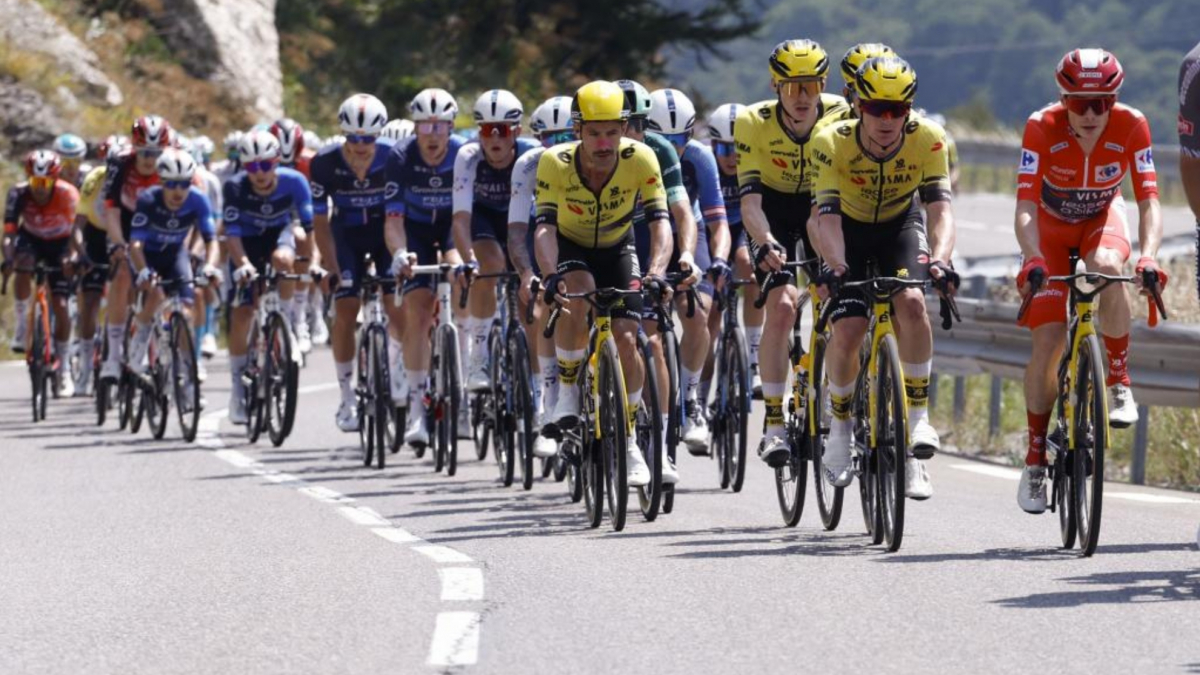 LaVuelta entra en su semana decisiva: del dominio silencioso de Vingegaard al juicio de Asturias