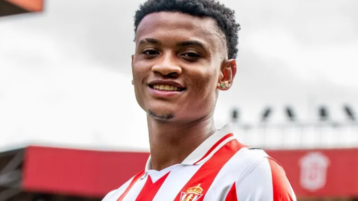 Oscar Cortés, novo reforço do Sporting de Gijón