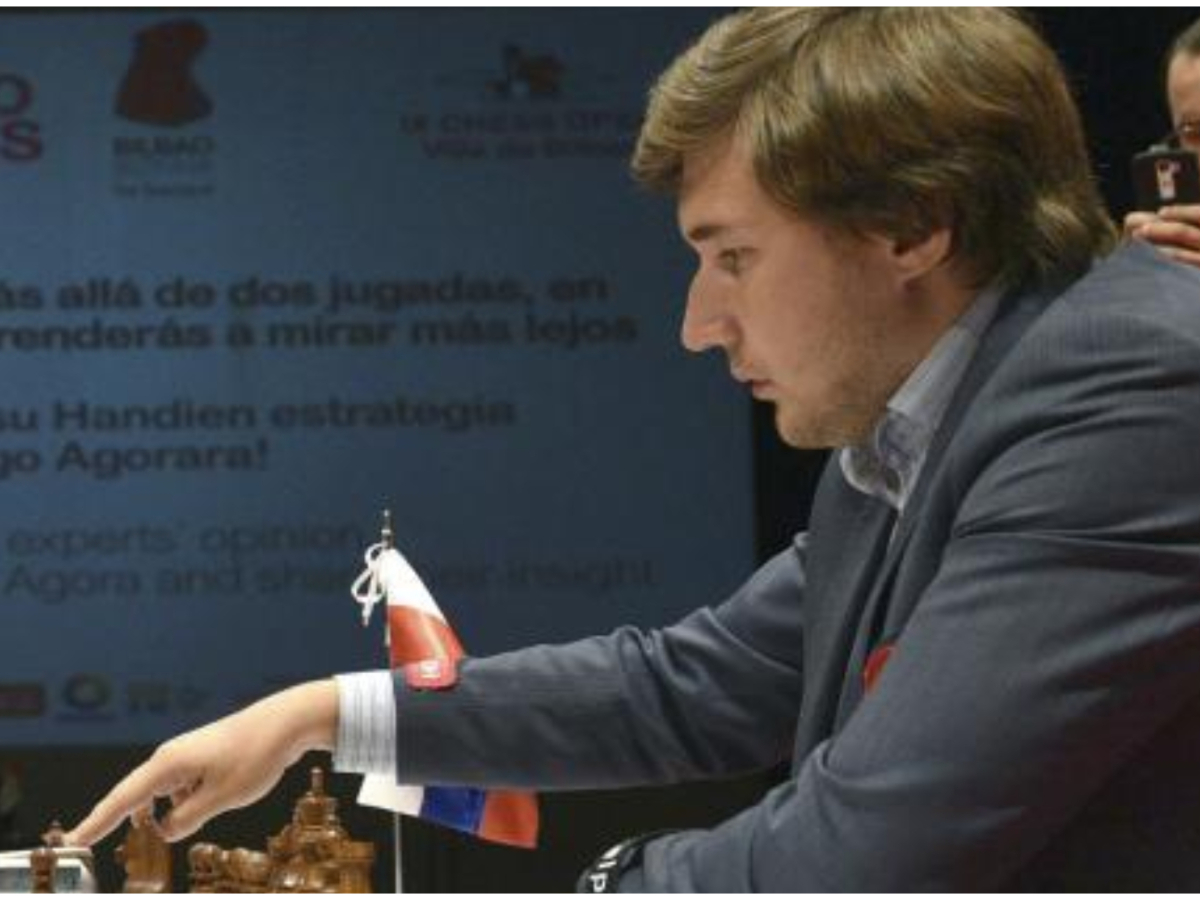 Grão-mestre de xadrez Karjakin é suspenso por 6 meses por comentários  pró-Rússia