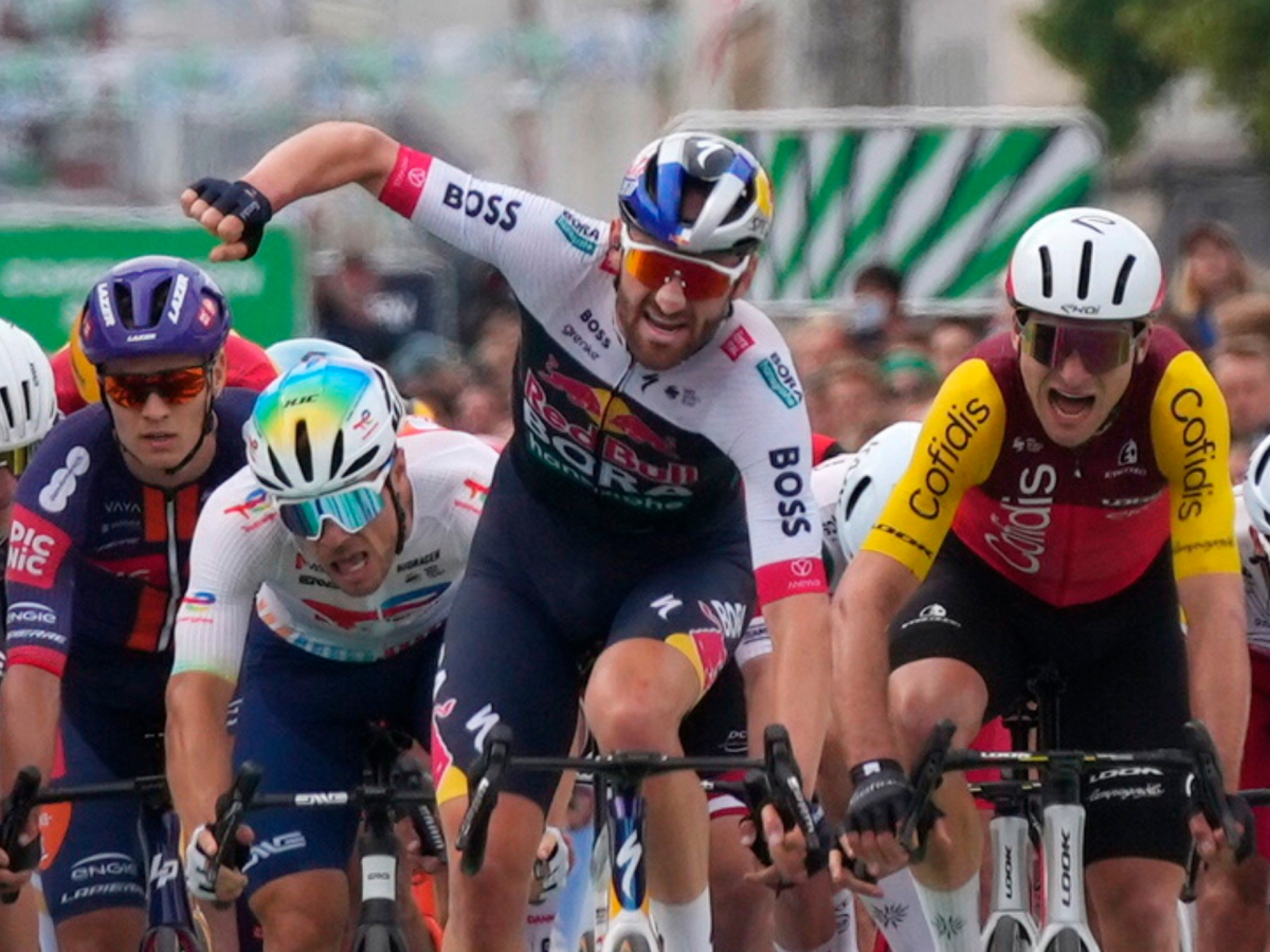 Ninfa japa onlyfans A safadinha ficou empinada de quatro,