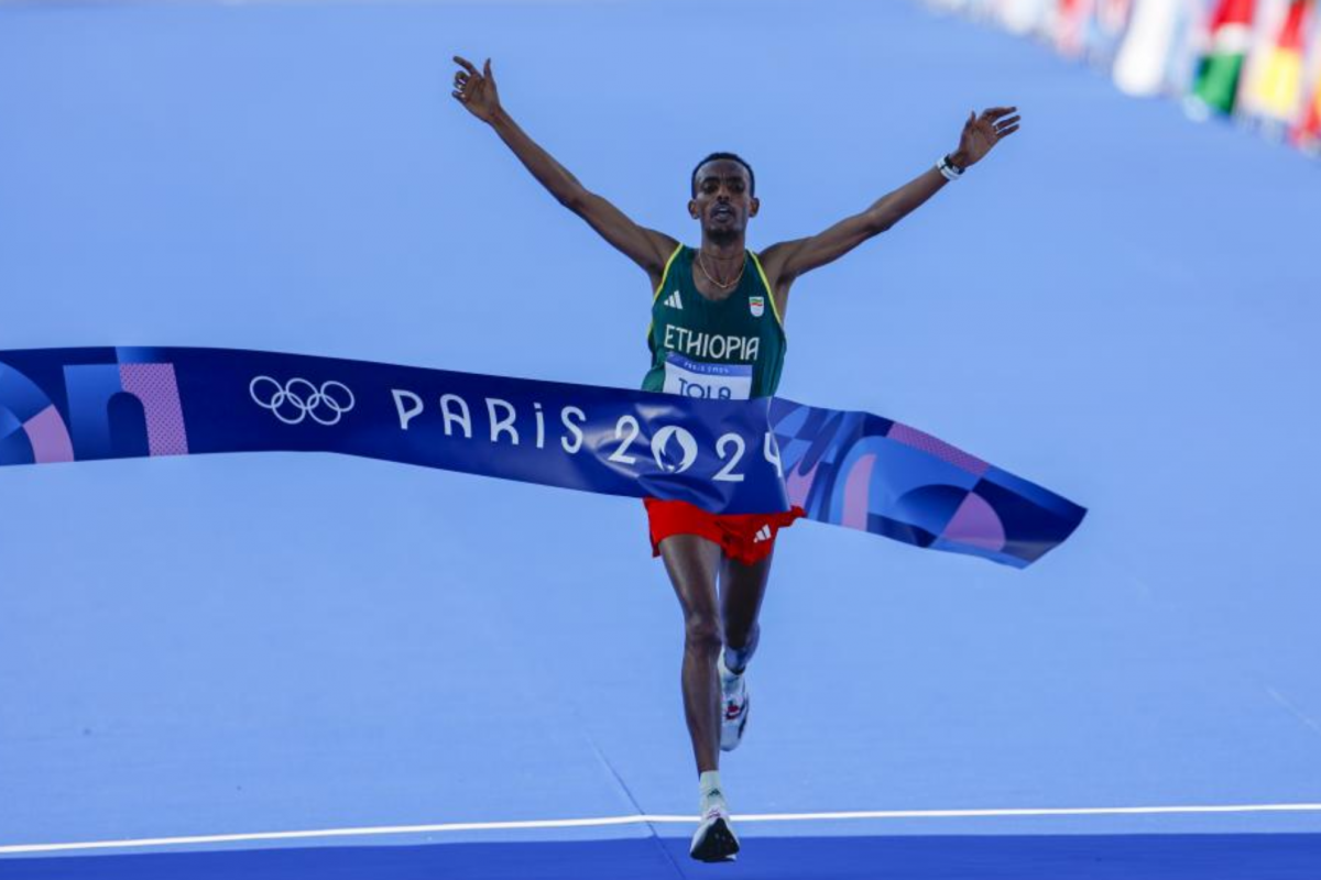 Tamirat Tola y Hellen Obiri defenderán sus victorias en el Maratón de Nueva York