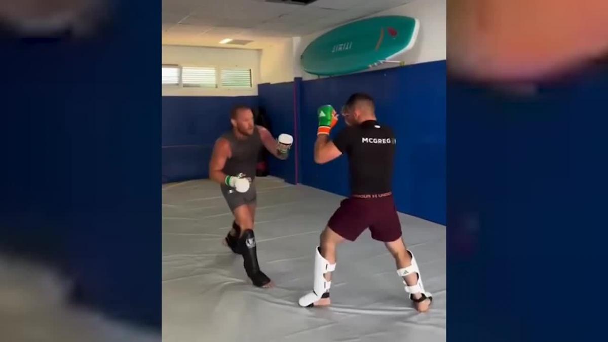 Conor McGregor avisa de su retorno: &quot;Primer sparring de vuelta...&quot;