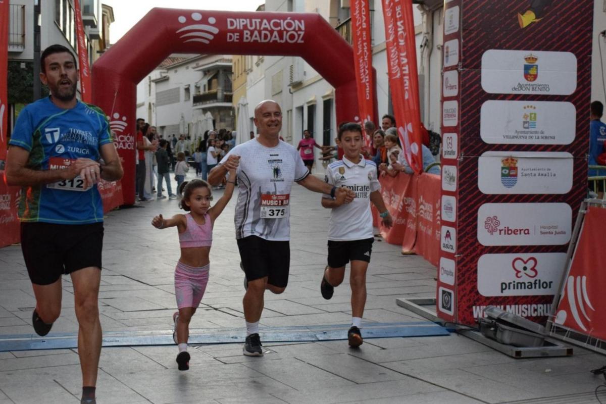 Music Run Diputación de Badajoz 2024 crece a más de 3000 atletas y cierra temporada en Don Benito y Villanueva de la Serena