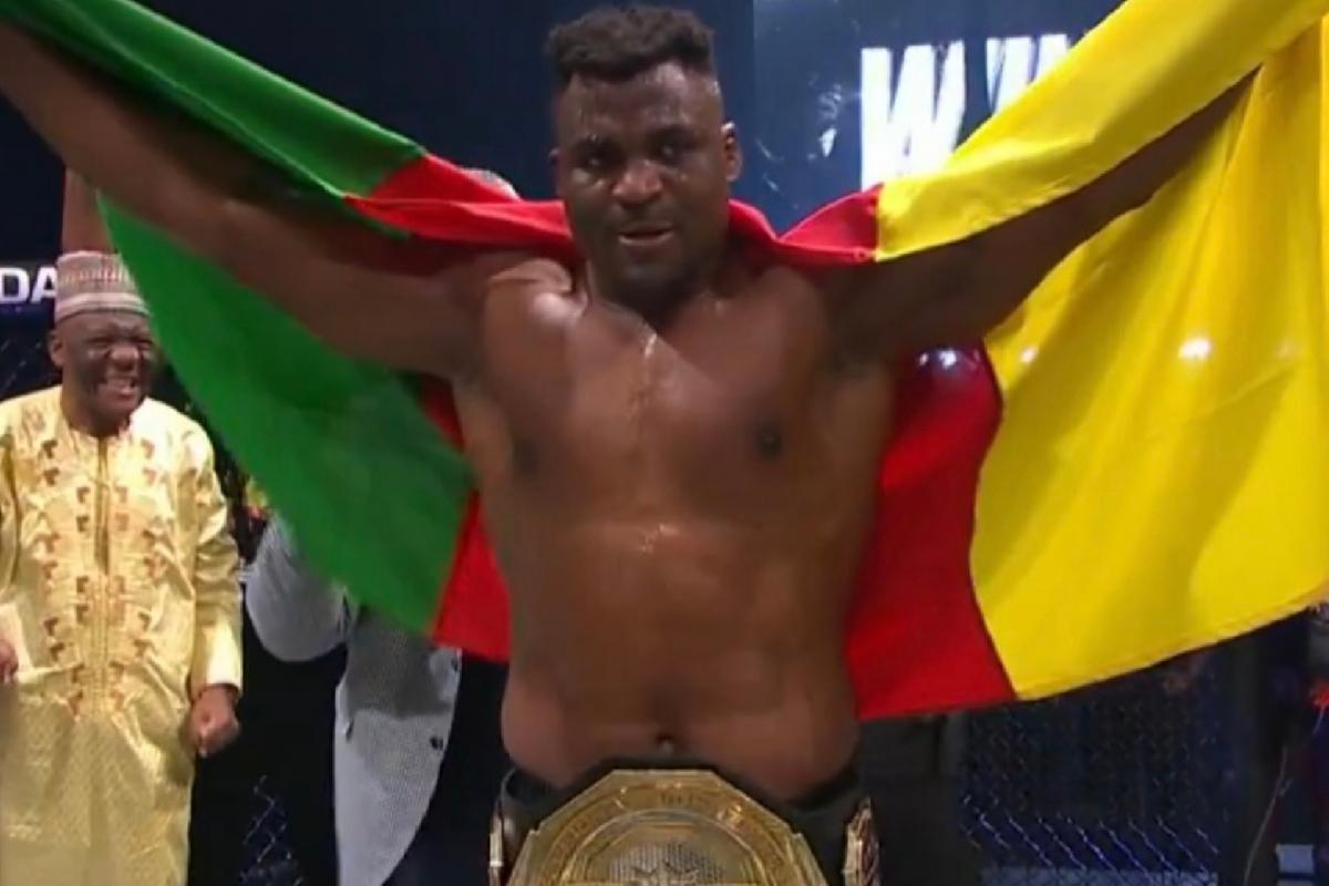 Ngannou vence o PFL na volta do MMA