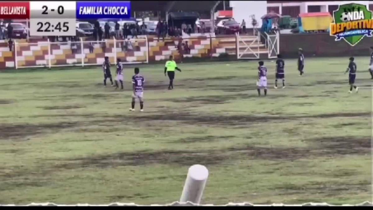 Un futbolista muere y otro sufre quemaduras graves al caer un rayo durante un partido