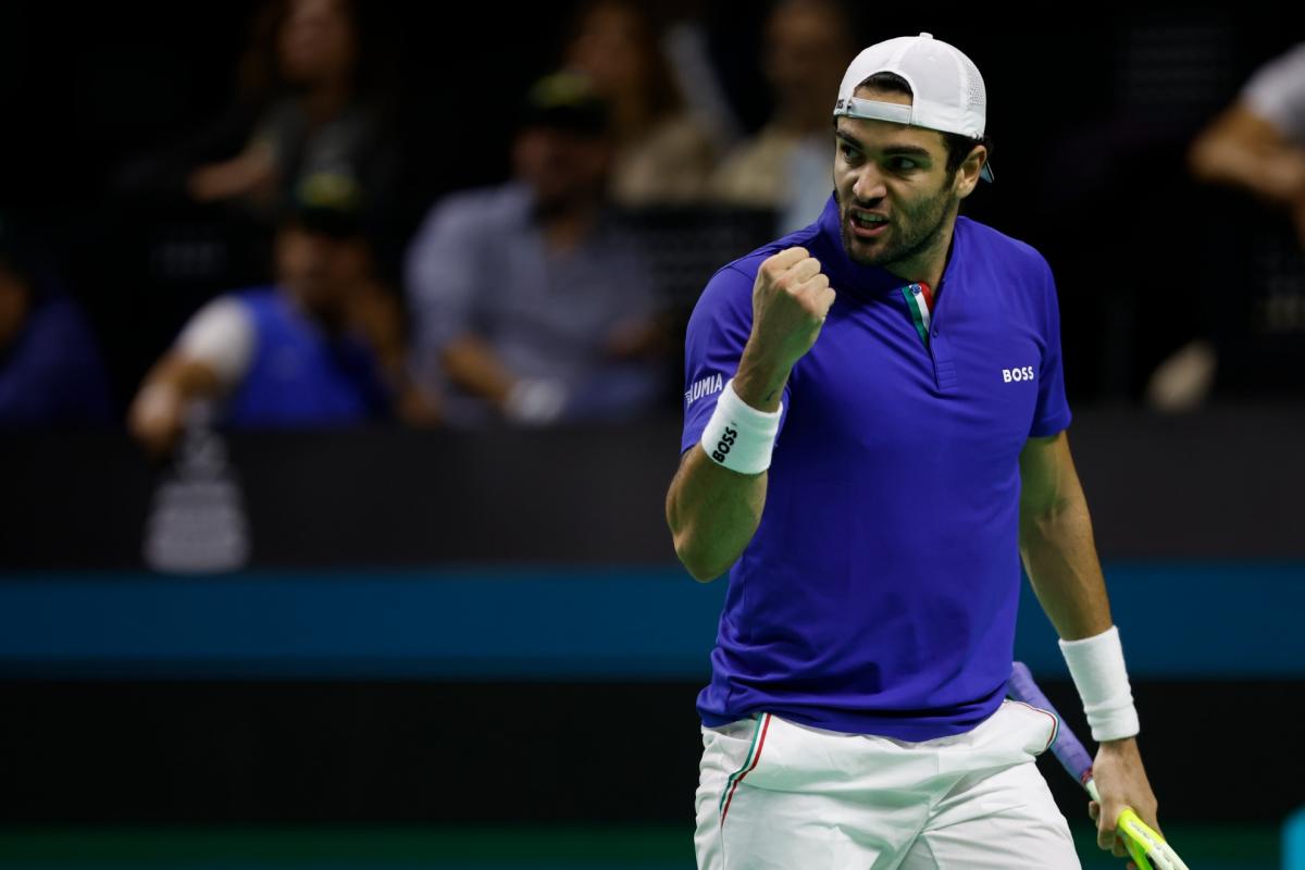 Copa Davis Berrettini toma el mando de Italia y la deja a las puertas