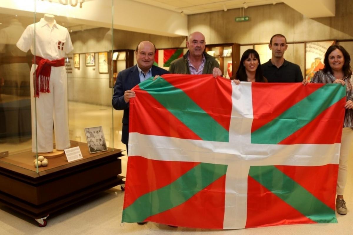 La Federación Internacional de Pelota reconoce a Euskadi y podría jugar duelos oficiales contra España