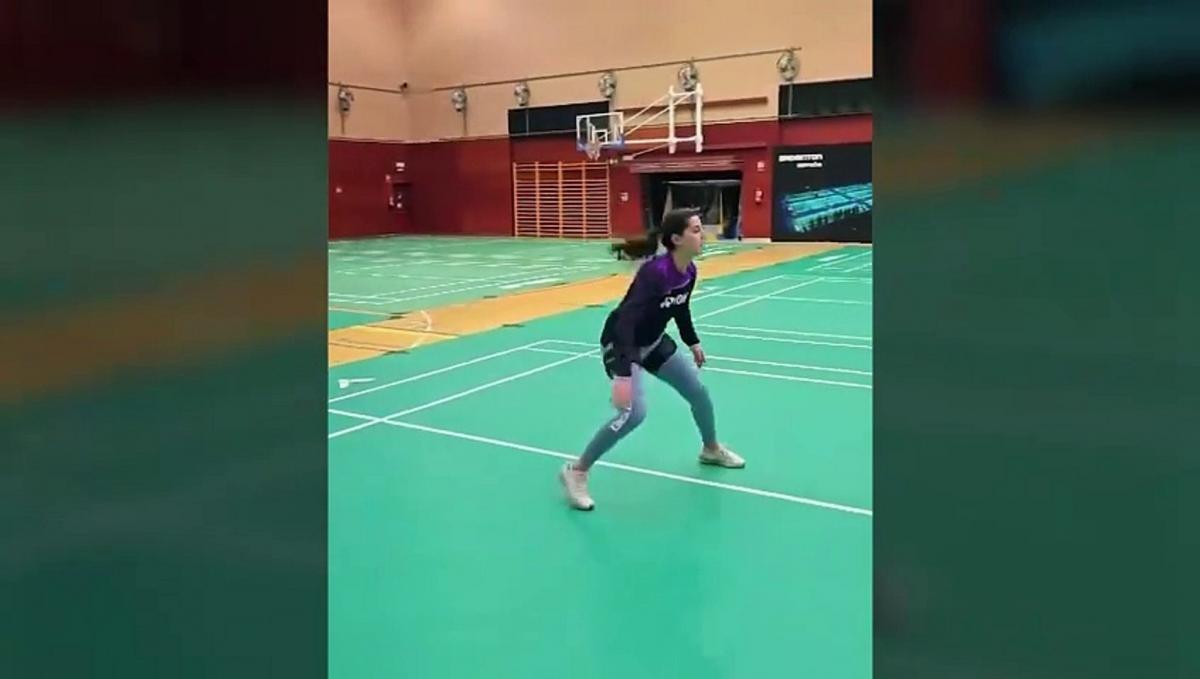 Carolina Marín regresa a los a entrenamientos cinco meses después de su lesión