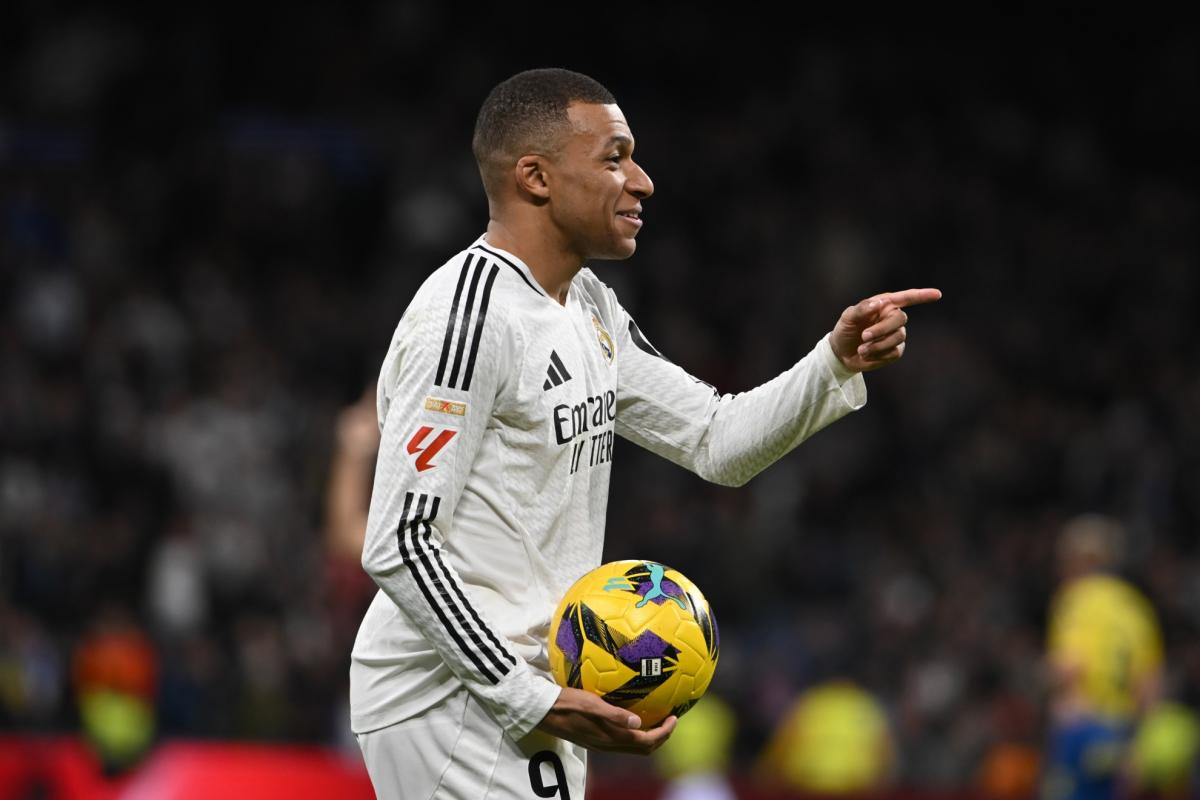 Real Madrid Dominates Las Palmas 4-1 to Reclaim LaLiga Lead
