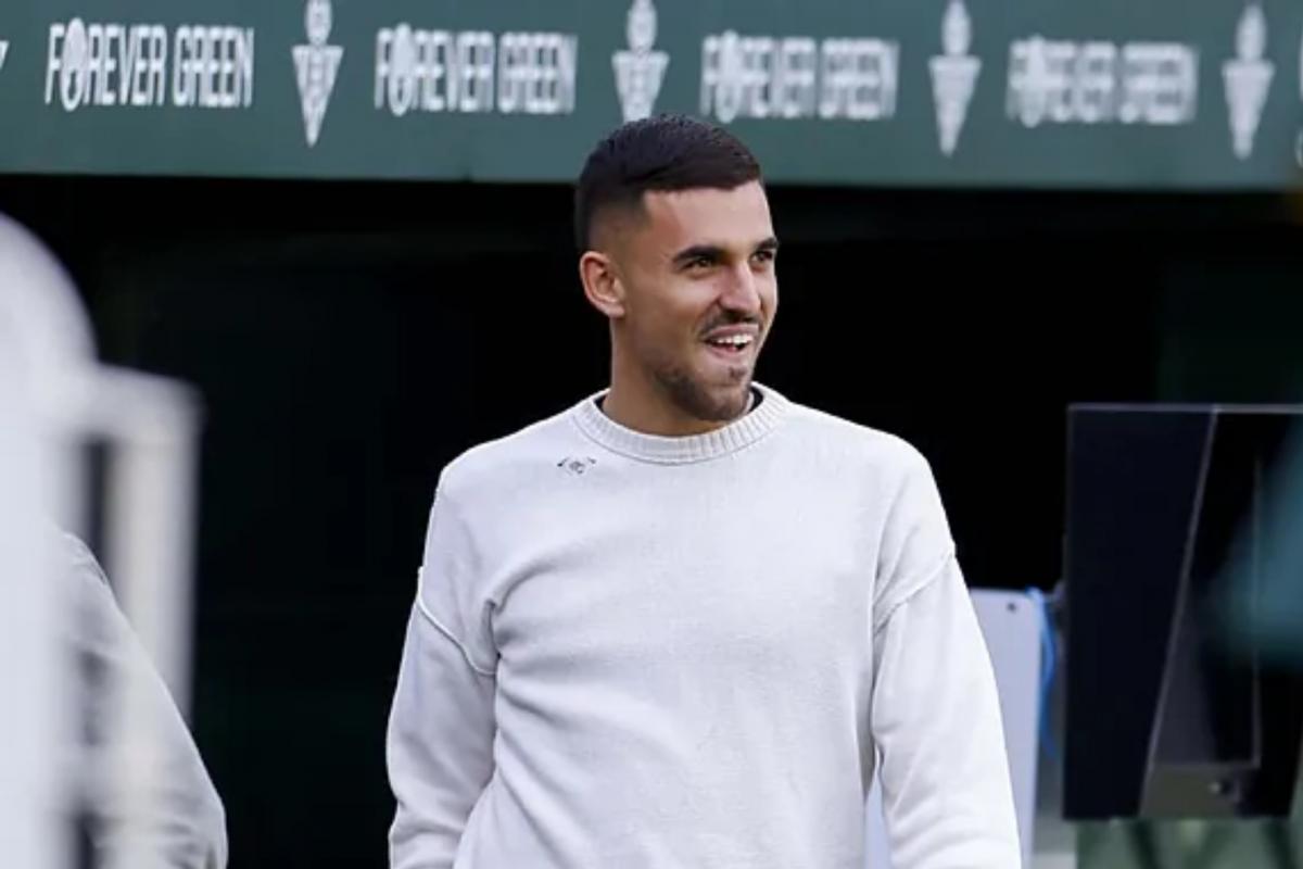 داني سيبايوس يغيب عن مباراة ريال مدريد ضد ريال بيتيس بسبب الإصابة ولكنه يحضر في المدرجات