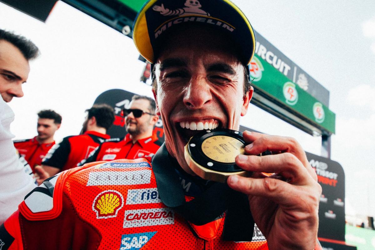 Marc Márquez también sabe sufrir para arrasar