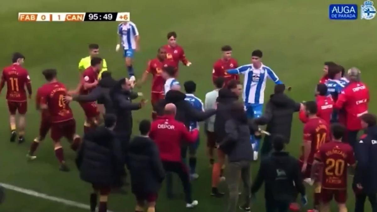 Lamentable: los insultos racistas de un jugador del Rayo Cantabria a Mane Alioune le llevan al hospital