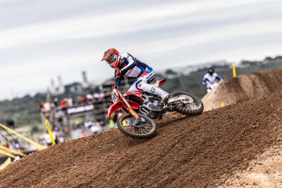 Rubén Fernández cierra un  top 10  en la clasificación del MXGP de Castilla La Mancha