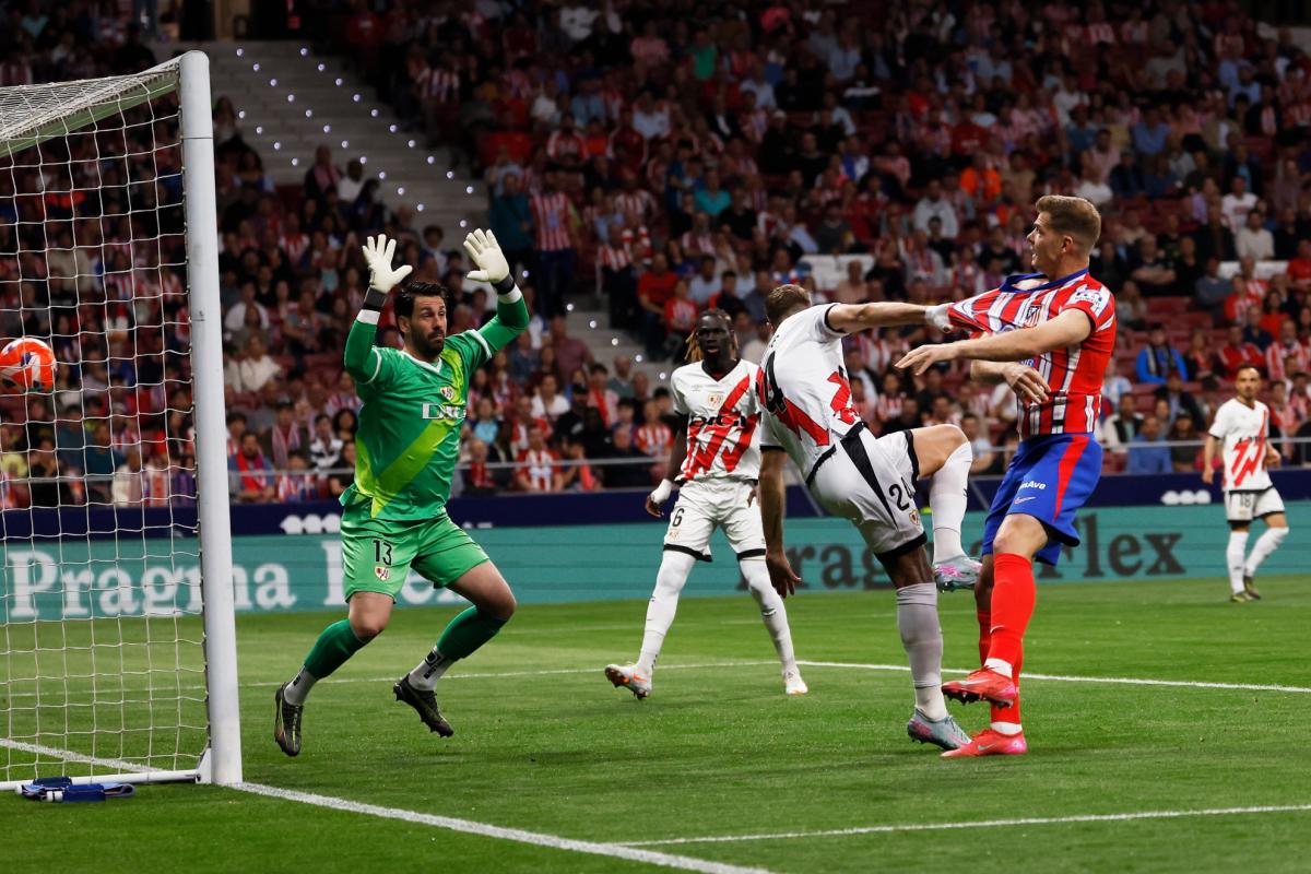 El Atlético pone algo de cabeza