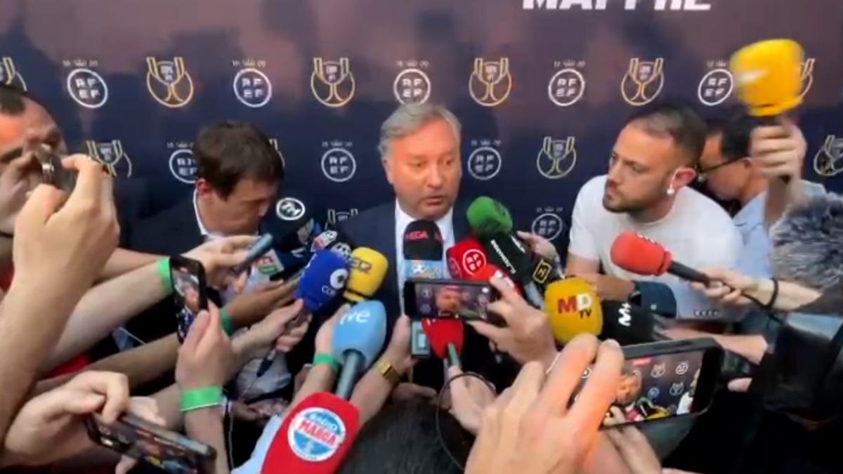 رئيسا الاتحاد الإسباني ولجنة الحكام يؤكدان إقامة نهائي كأس الملك رغم احتجاج ريال مدريد ويدعوان إلى الهدوء