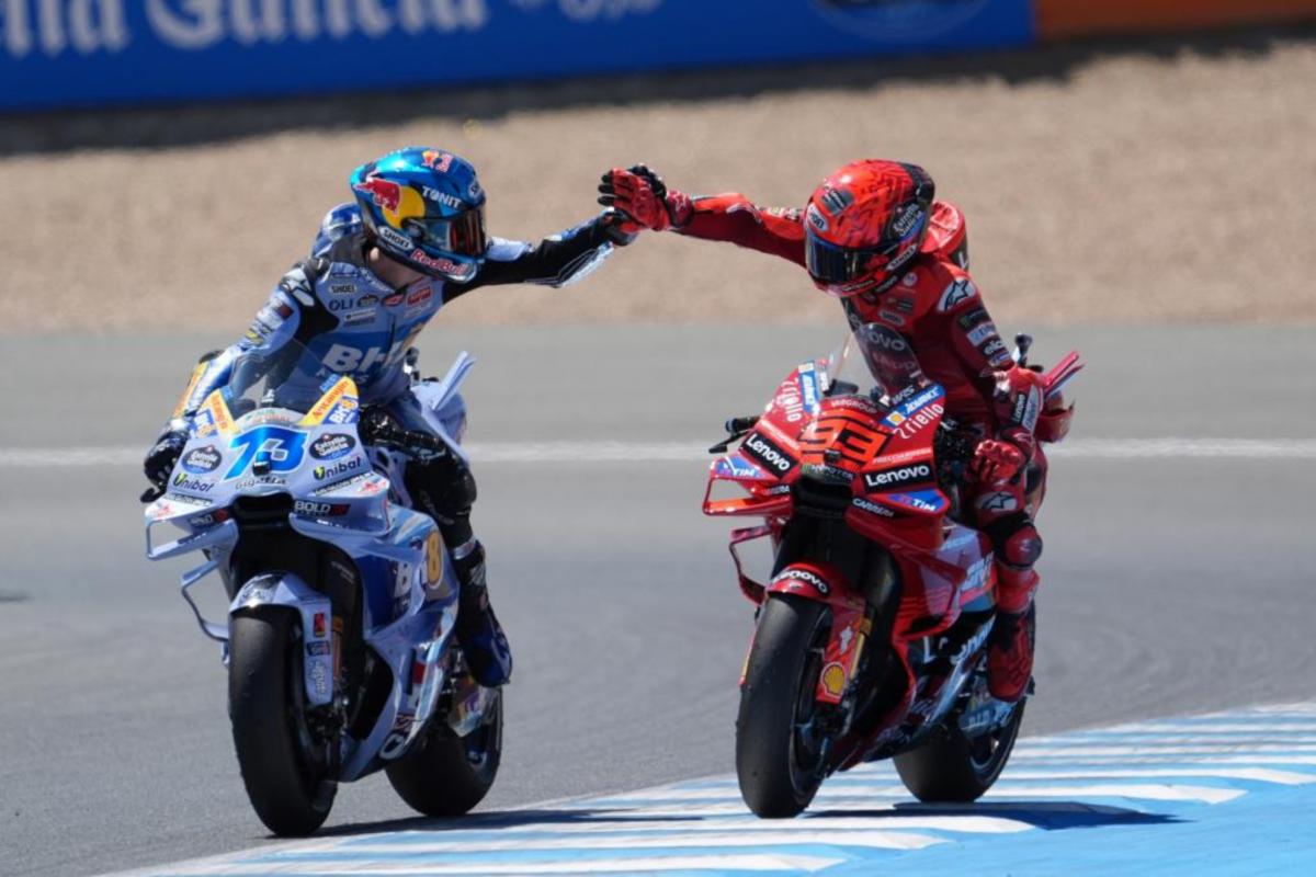 Marc Márquez triunfa en Jerez y mantiene el pleno en los Sprint