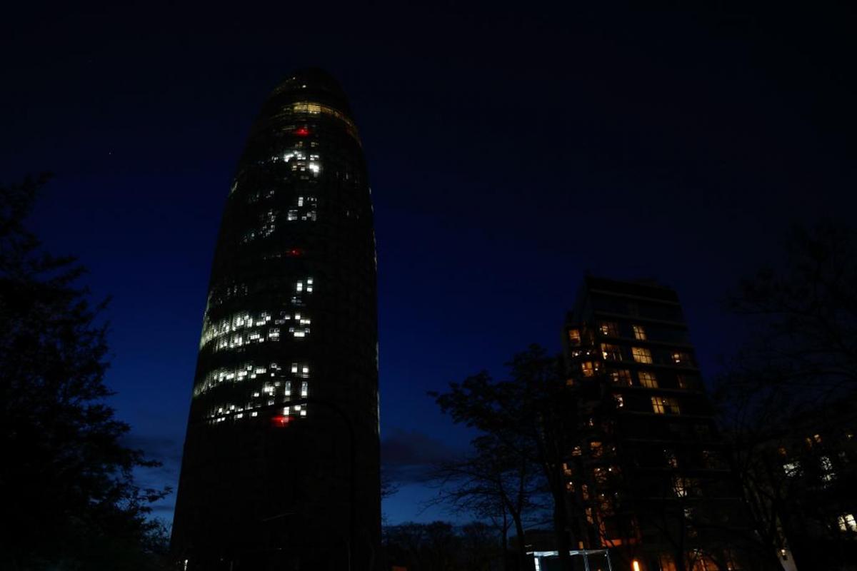 Cataluña Recupera la Energía Tras Apagón Eléctrico Masivo Cataluña Recupera la Energía Tras Apagón Eléctrico Masivo