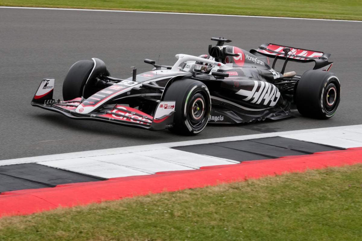 El jefe de Haas, sorprendido con Bearman: &quot;Es increíble lo que hace, como Fernando Alonso&quot;