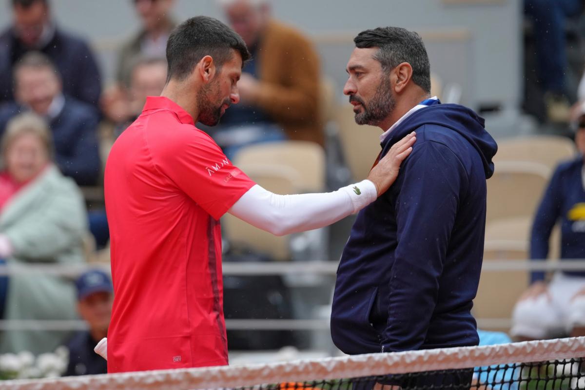Roland Garros: Djokovic para el partido por el viento y recibe una  amonestación de tiempo