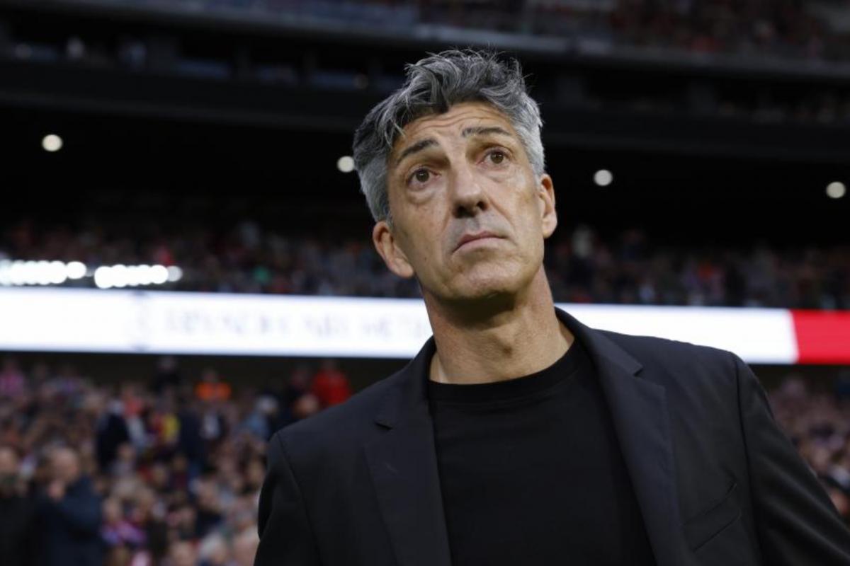 نادي الشباب السعودي يقدم عرضًا مغريًا لمدرب ريال سوسيداد السابق إيمانويل ألجواسيل