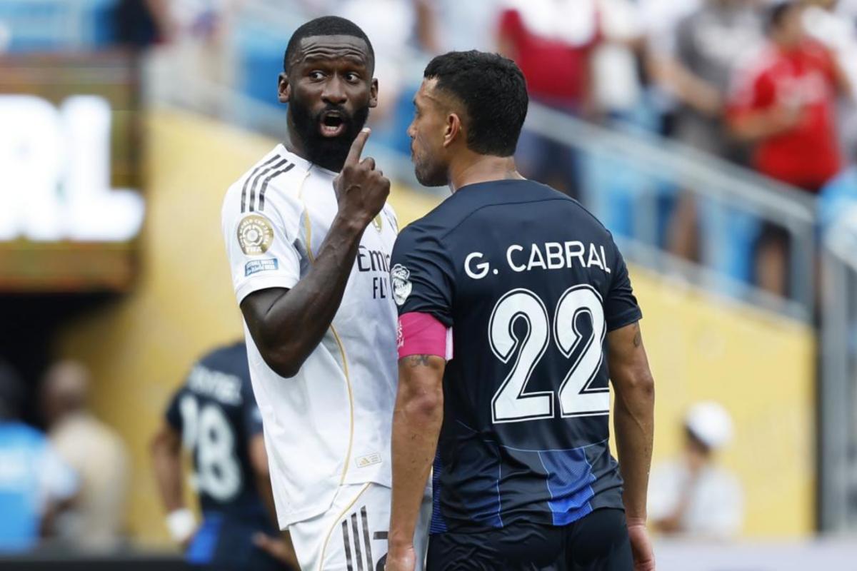 الفيفا تفتح تحقيقاً بشأن حادثة كابرال وروديجير في كأس العالم للأندية
