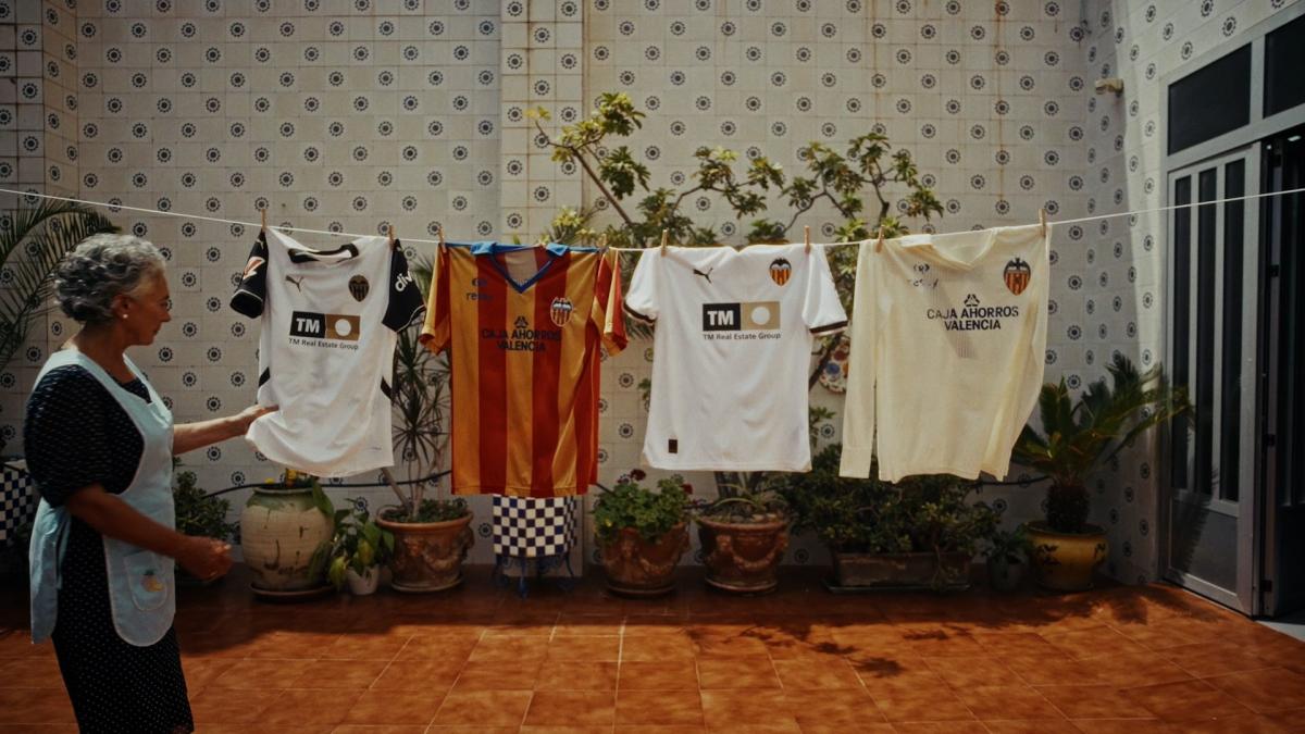 Emocionante anuncio del Valencia con las víctimas de la dana
