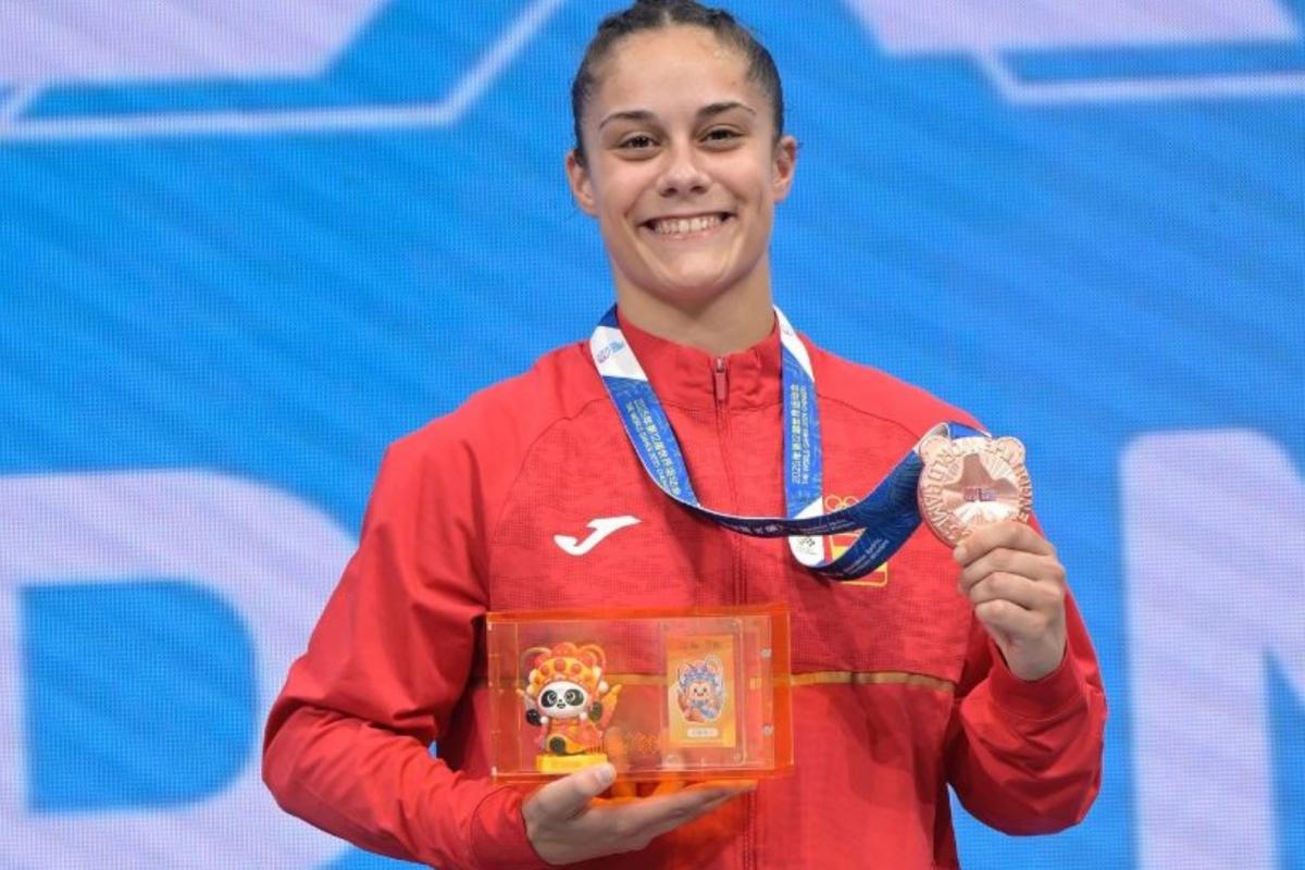 Melania Rodríguez hace historia con un récord mundial en doble-mini Tramp