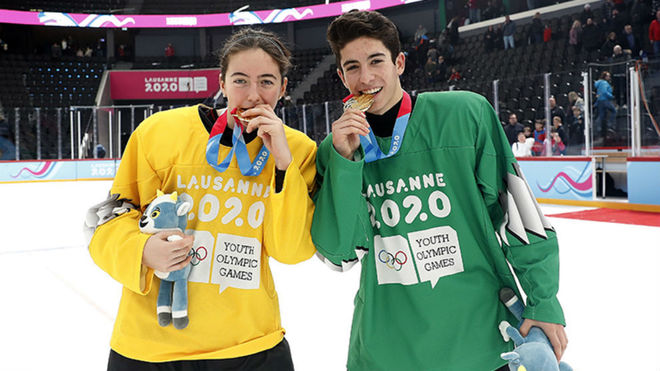 Eva Aizpurua y Pablo González suman dos medallas de oro, al botín español, en hockey hielo 3x3.