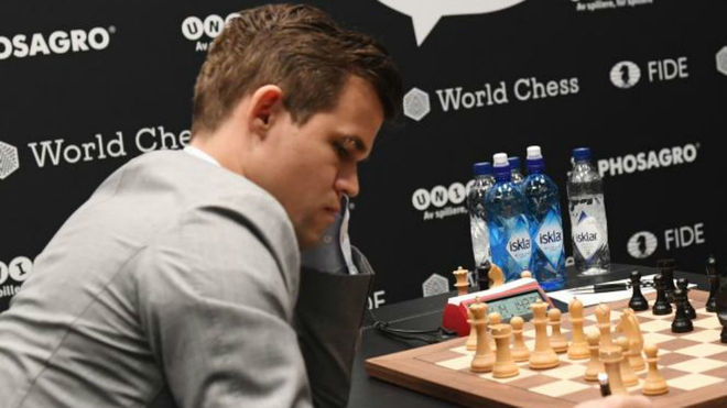 Magnus Carlsen, durante una partida.