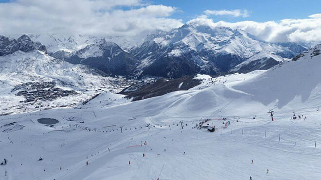 Las estaciones de esquí españolas suman a su propio protocolo sanitario el promulgado por ATUDEM.