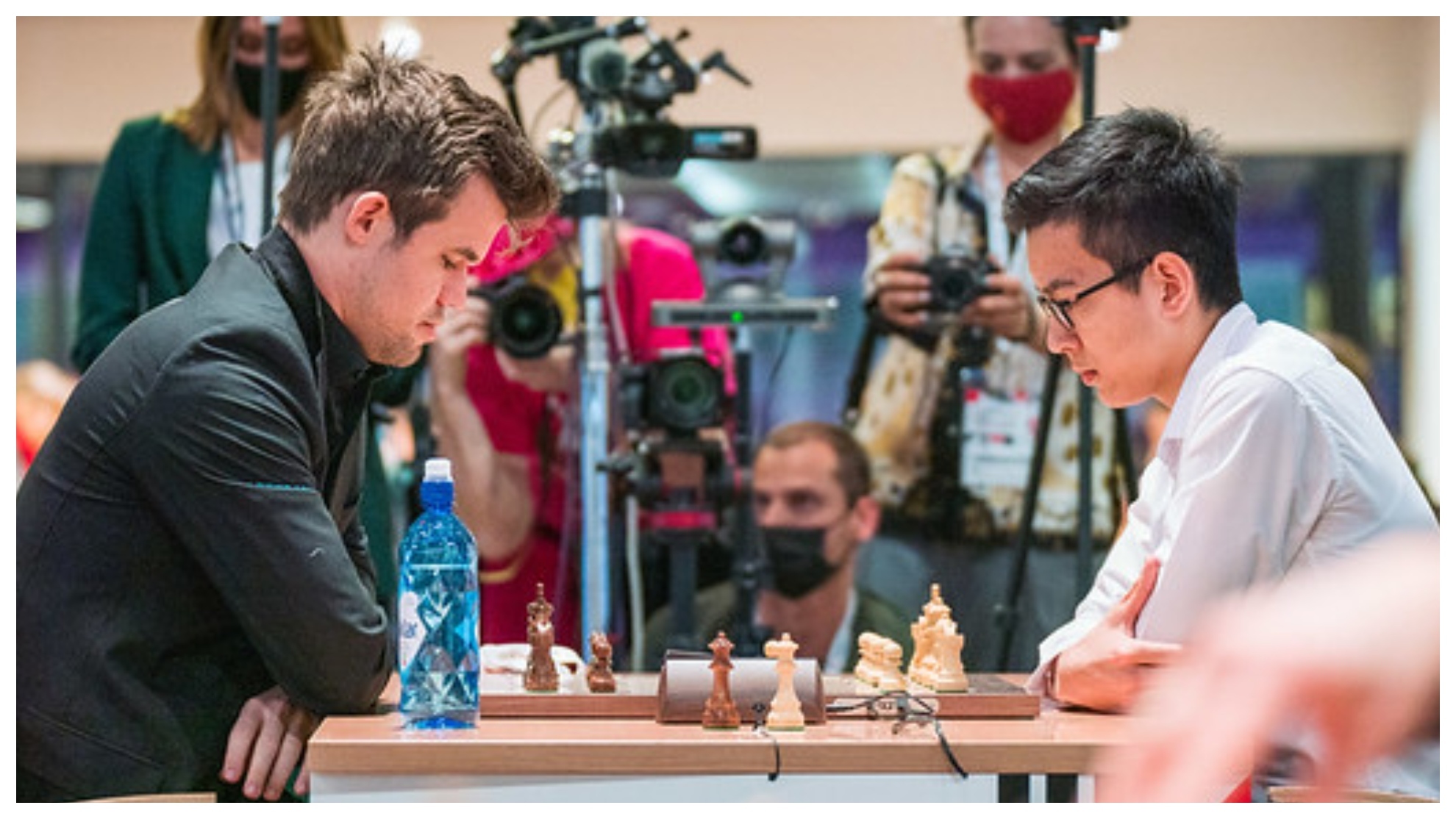 Inédito: Abdusattorov Nodirbek é o novo Campeão Mundial de Xadrez