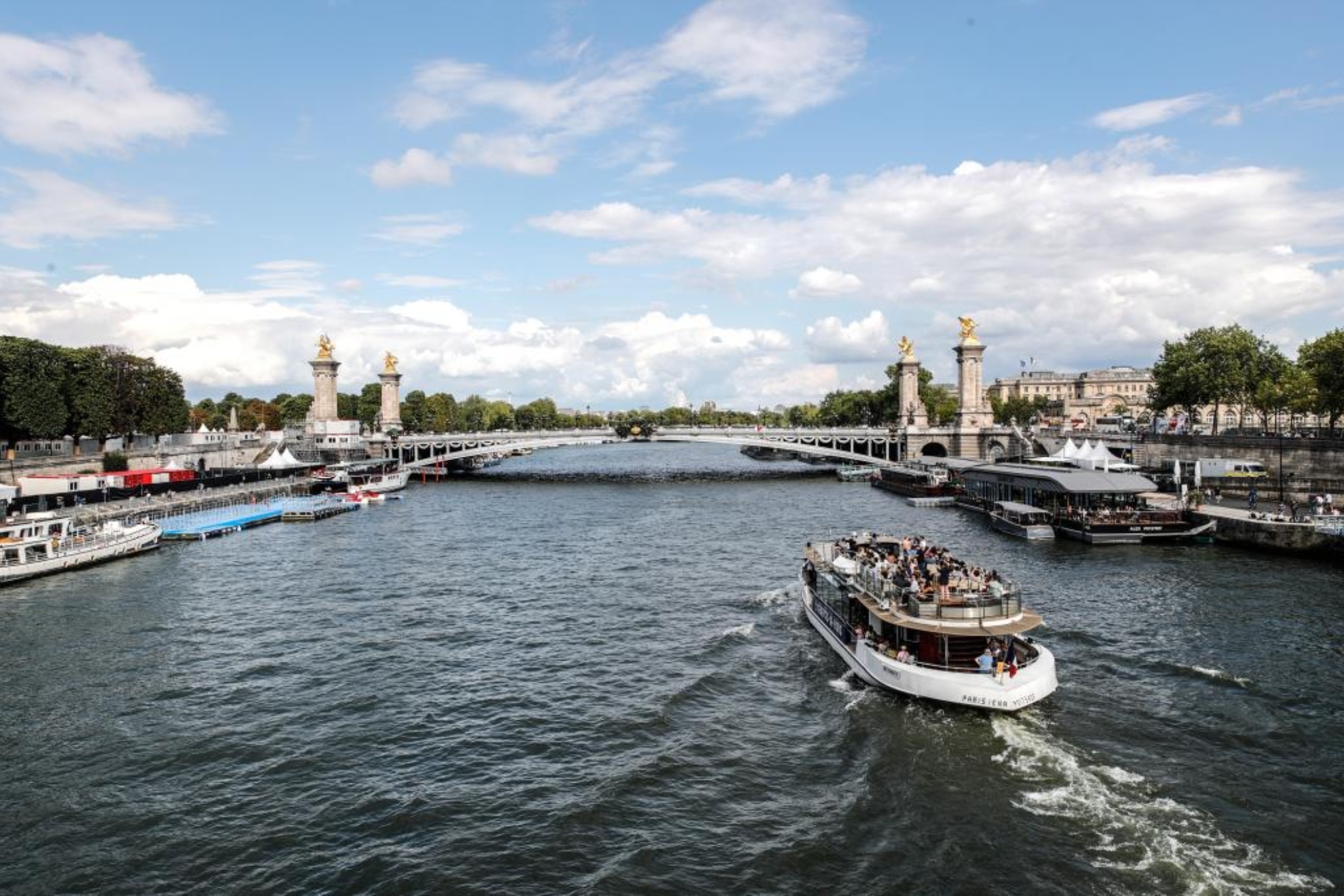 El río Sena, en París, donde está prevista la celebración del triatlon y la natación en aguas abiertas de París 2024