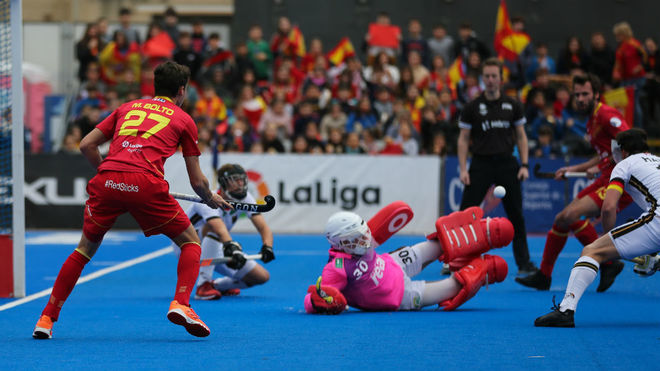Partido entre España y Alemania en el FIH Pro League.