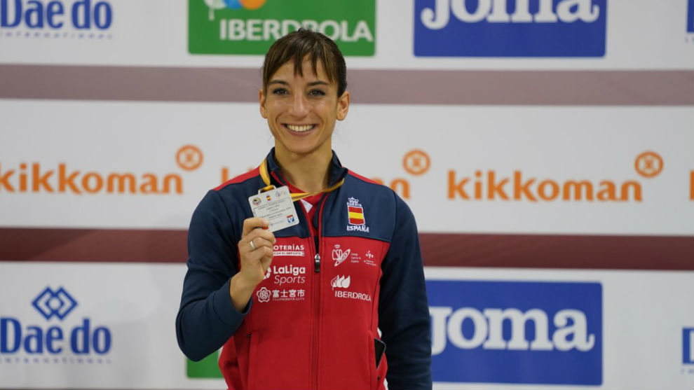 Sandra Sánchez, en el podio.