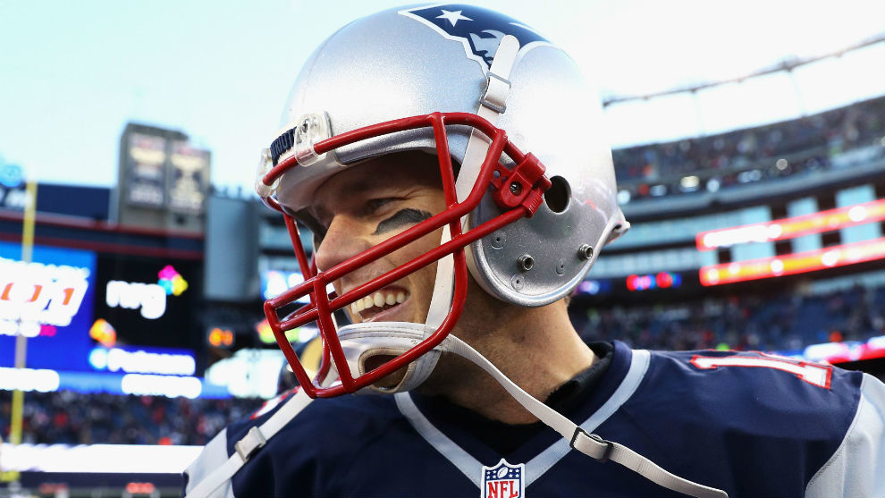 Brady, en uno de sus últimos partidos con los Patriots