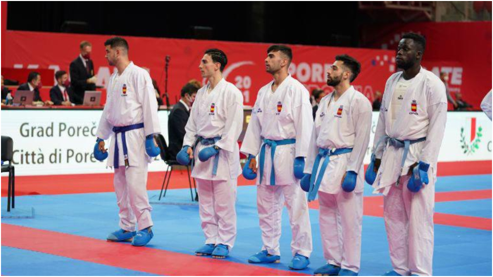 El equipo español de kumite, en el Europeo.