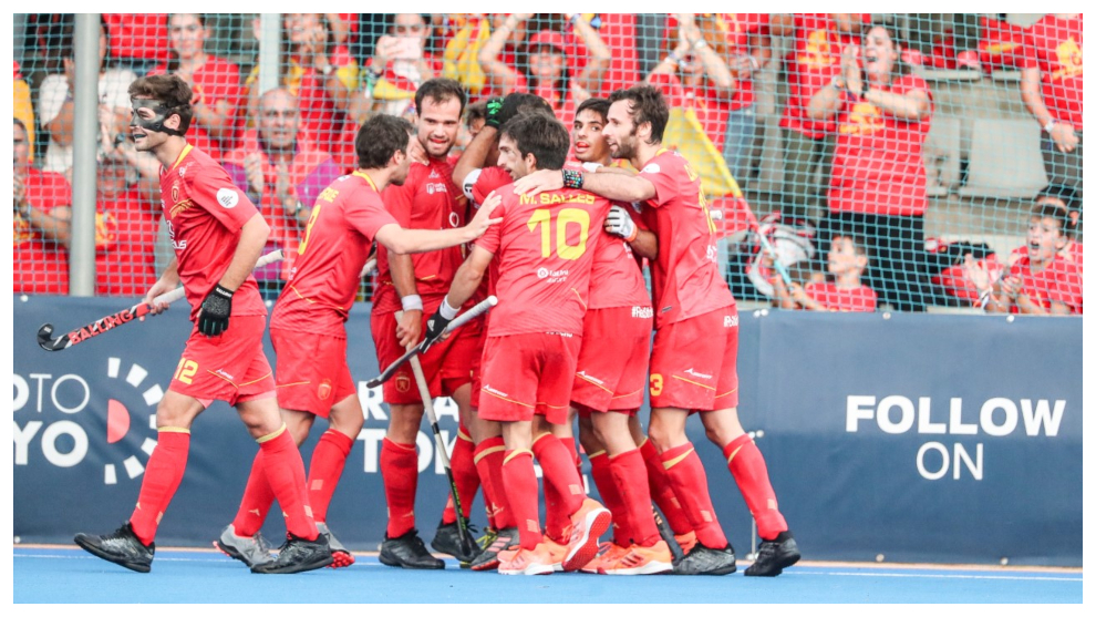 Los jugadores españoles celebran un gol frente a Francia en el preolímpico.