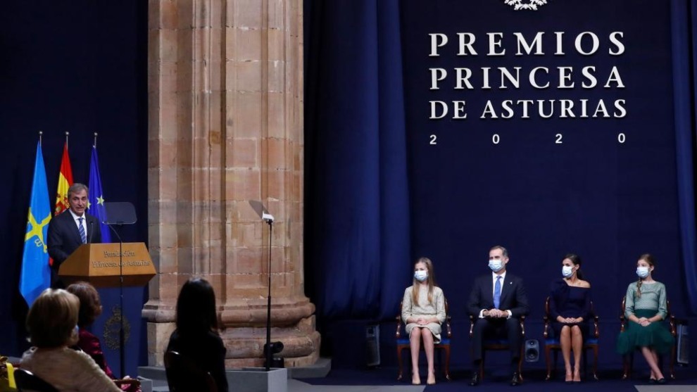 Carlos Sainz recibe el Princesa de Asturias de los Deportes 2020.
