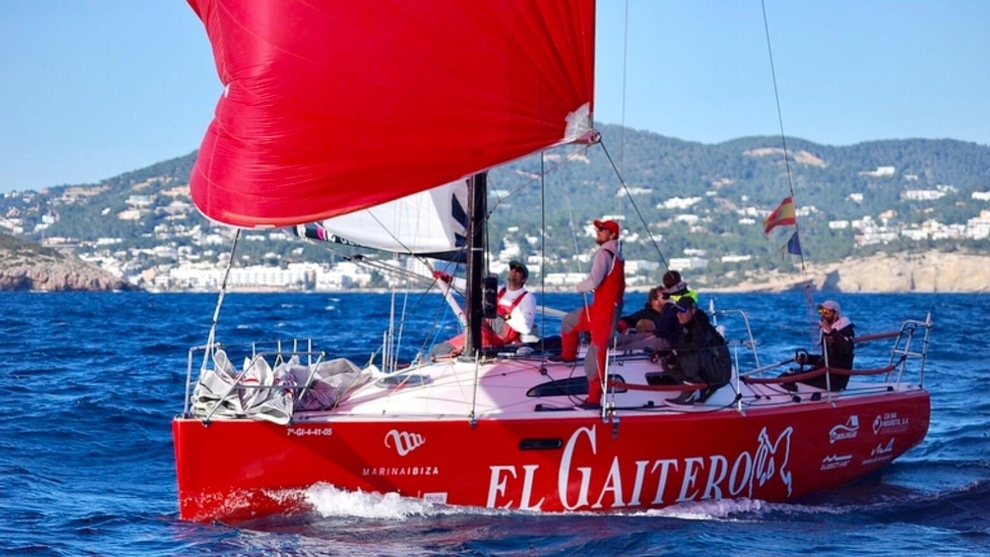 Equipo de regatas del Club Náutico de Ibiza en la edición de 2019.