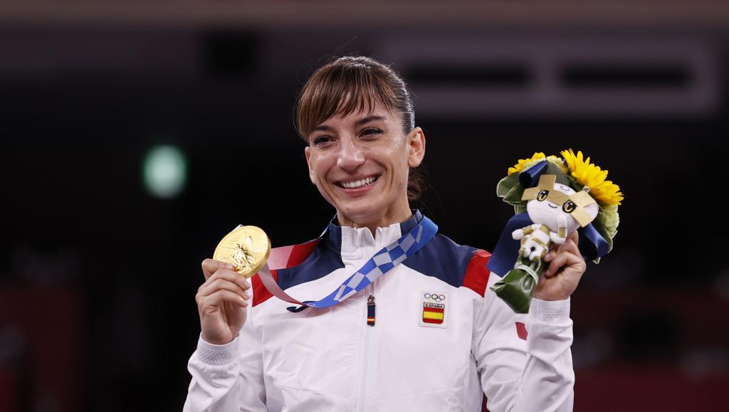 Sandra Sánchez, con el oro olímpico en Tokio 2020.