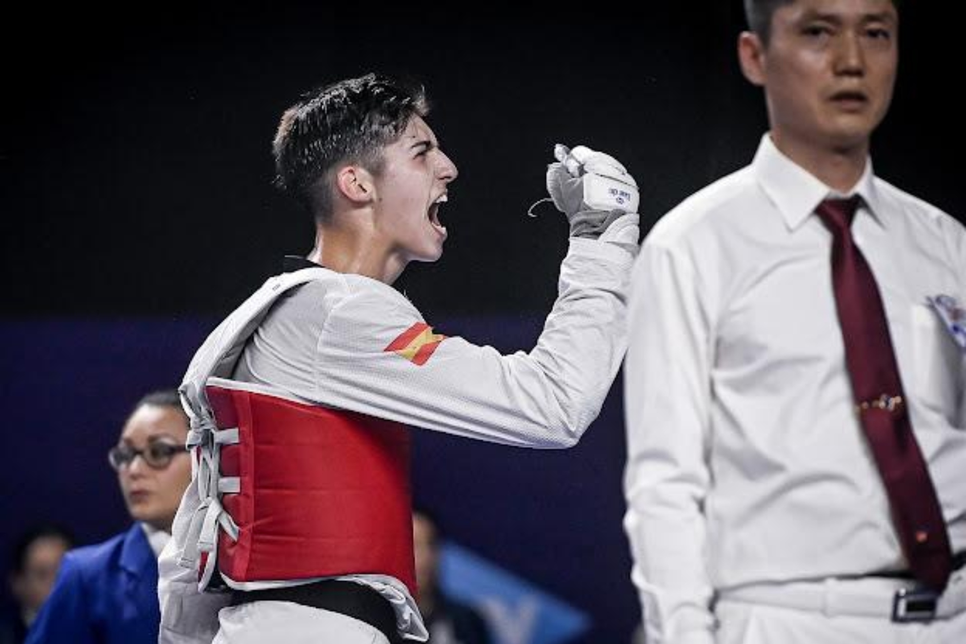 Adrián Cerezo celebra el bronce mundial.