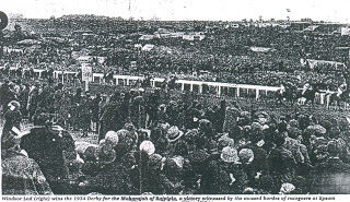 El Derby de Epsom, en el hipódromo de Epsom Downs, es la carrera de caballos más multitudinaria de la historia. Según estimaciones, llegó a reunir medio millón de personas en 1913 y 1934.
