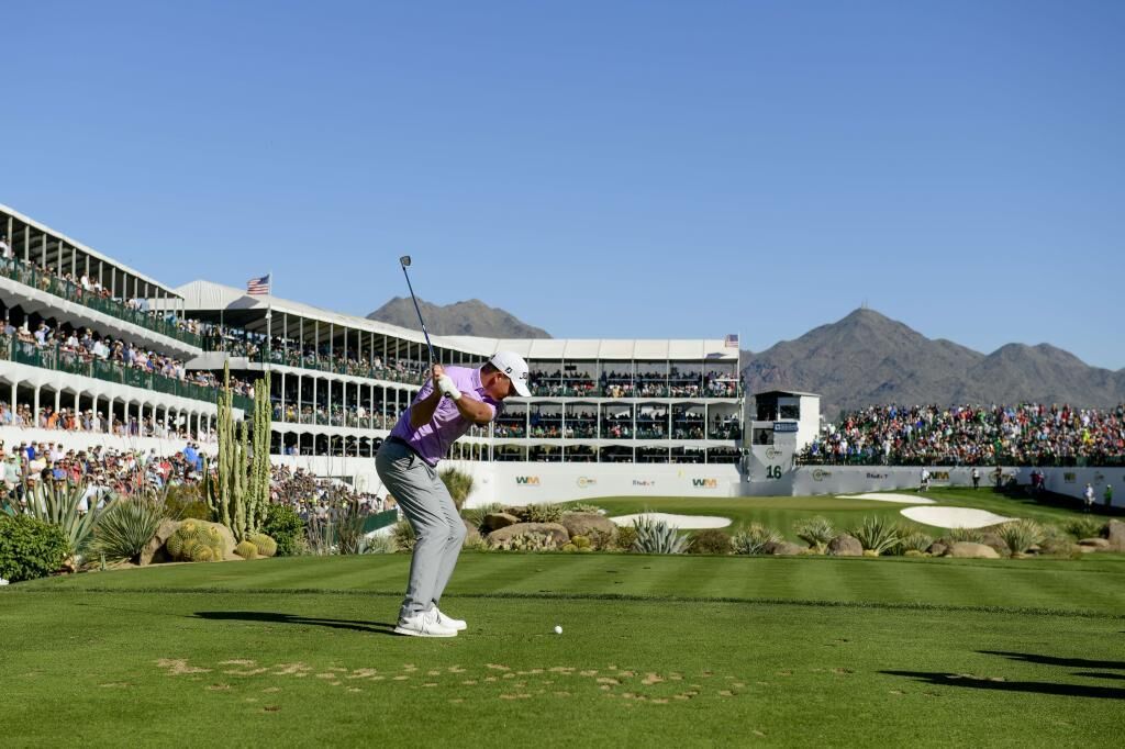 El Waste Management Phoenix Open de la PGA, que se juega en el Tournament Players Club (TPC) of Scottsdale, Arizona, es el torneo de golf con más espectadores del mundo. En la tercera ronda sabatina de 2018 se dieron cita 216,818 espectadores.