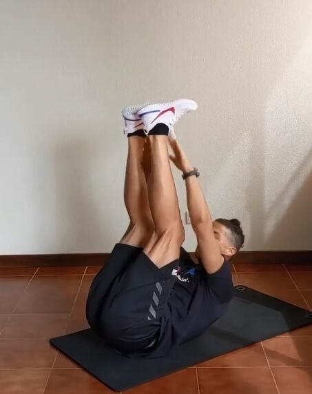 Ronaldo haciendo ejercicios