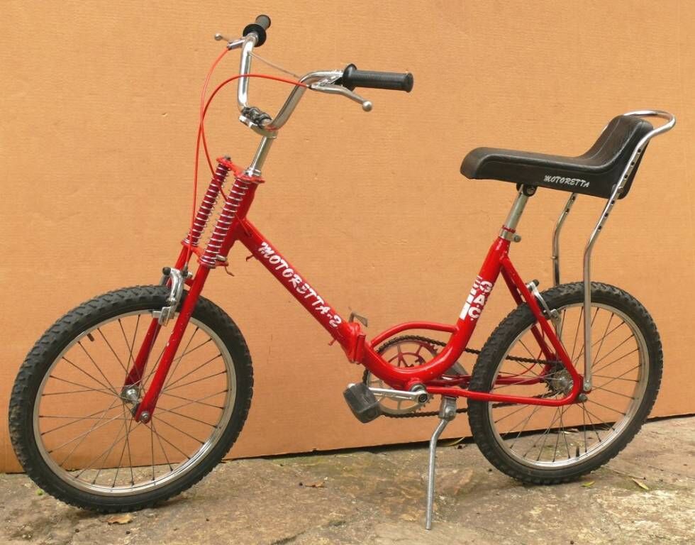 Bicicleta con sillín con respaldo
